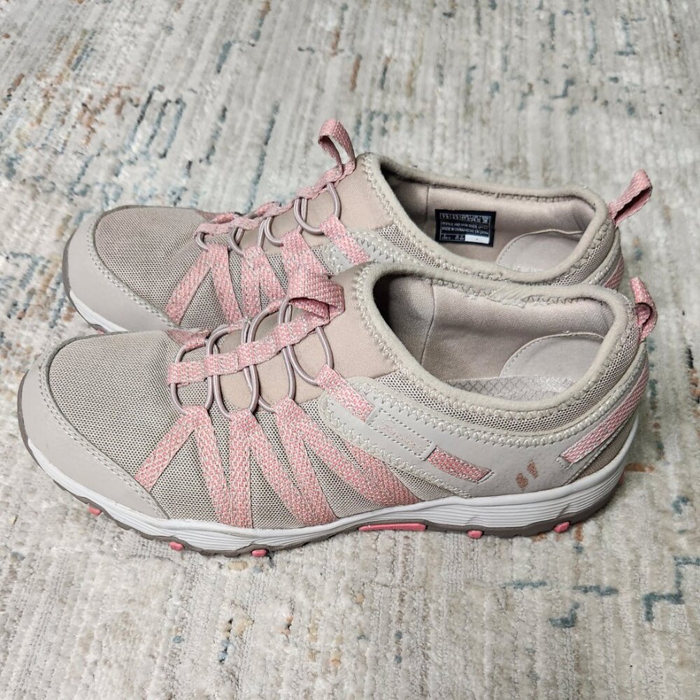 Sketchers Women's Seager Hiker Shoes, Size 7.5